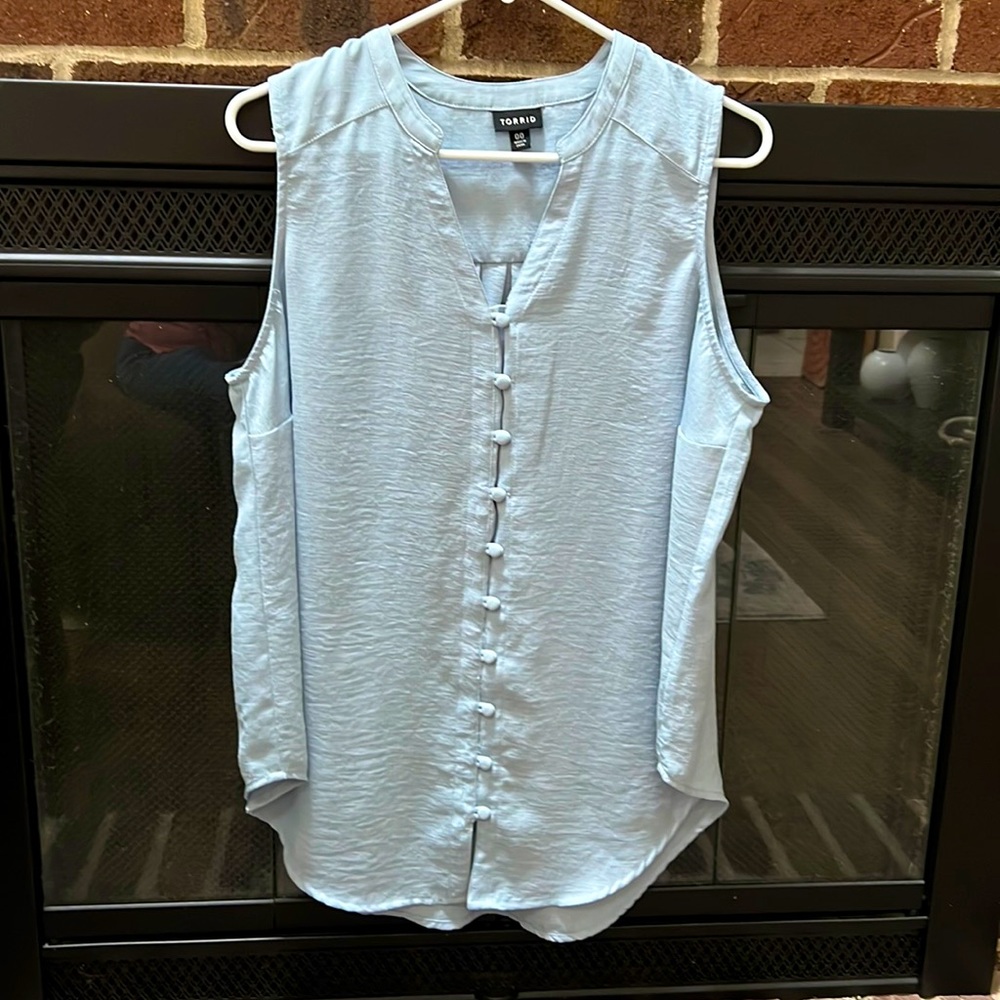 Torrid Harper sleeveless blouse